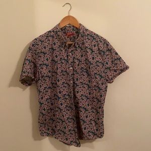 Men’s short sleeve button up
